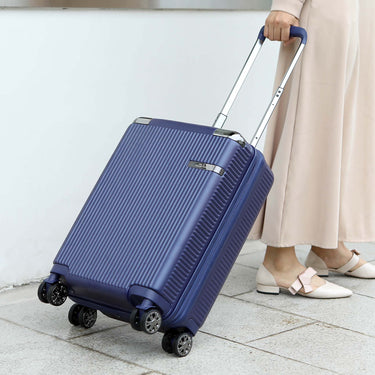 Tulum Large Spinner Luggage