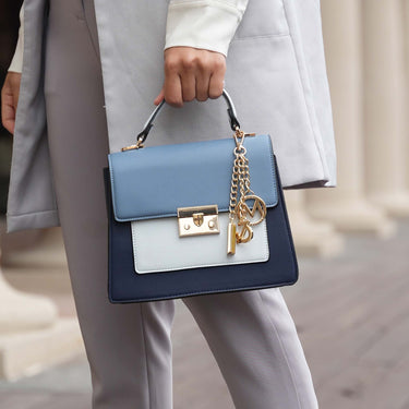 Quinzel Shoulder Bag