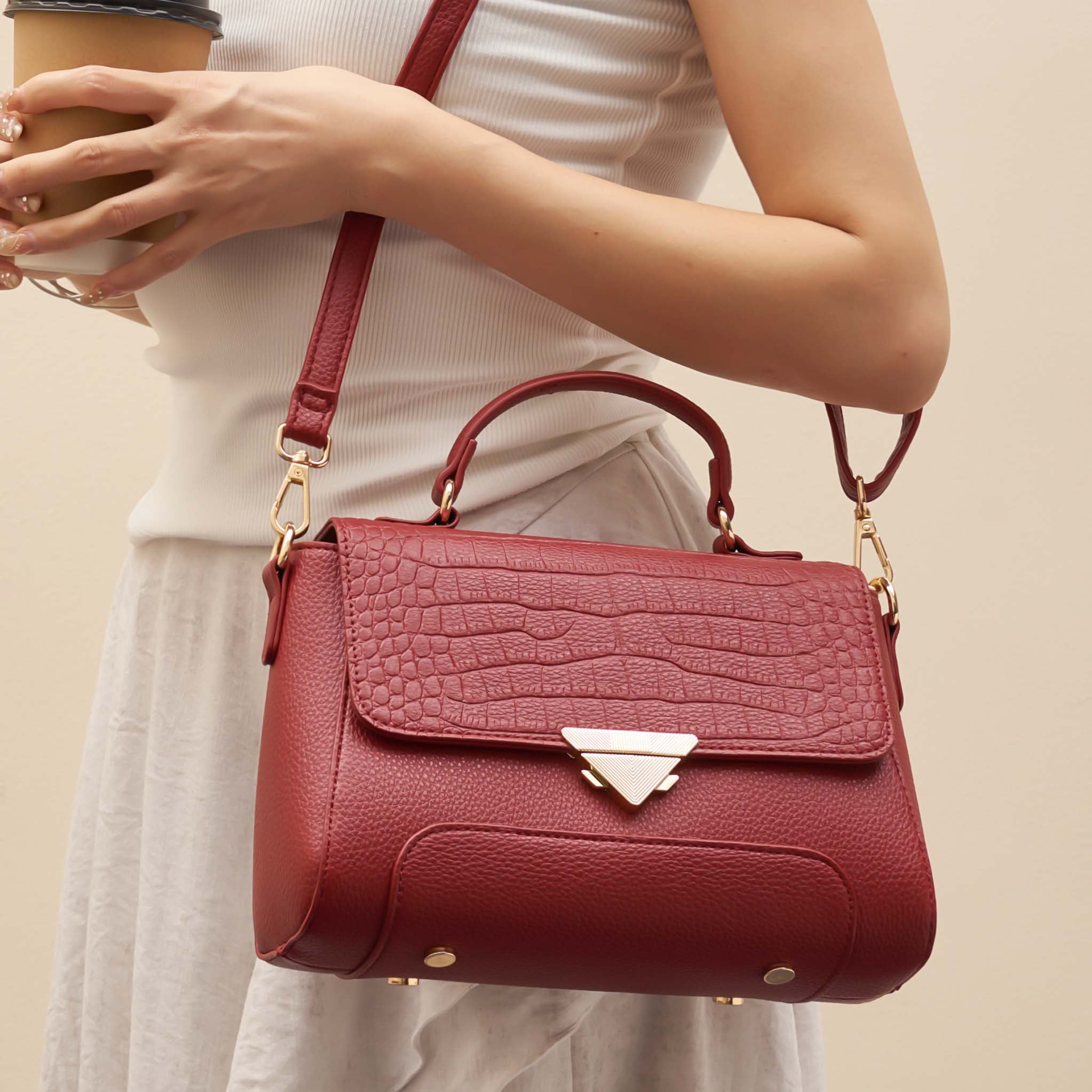 Saphira Shoulder Bag