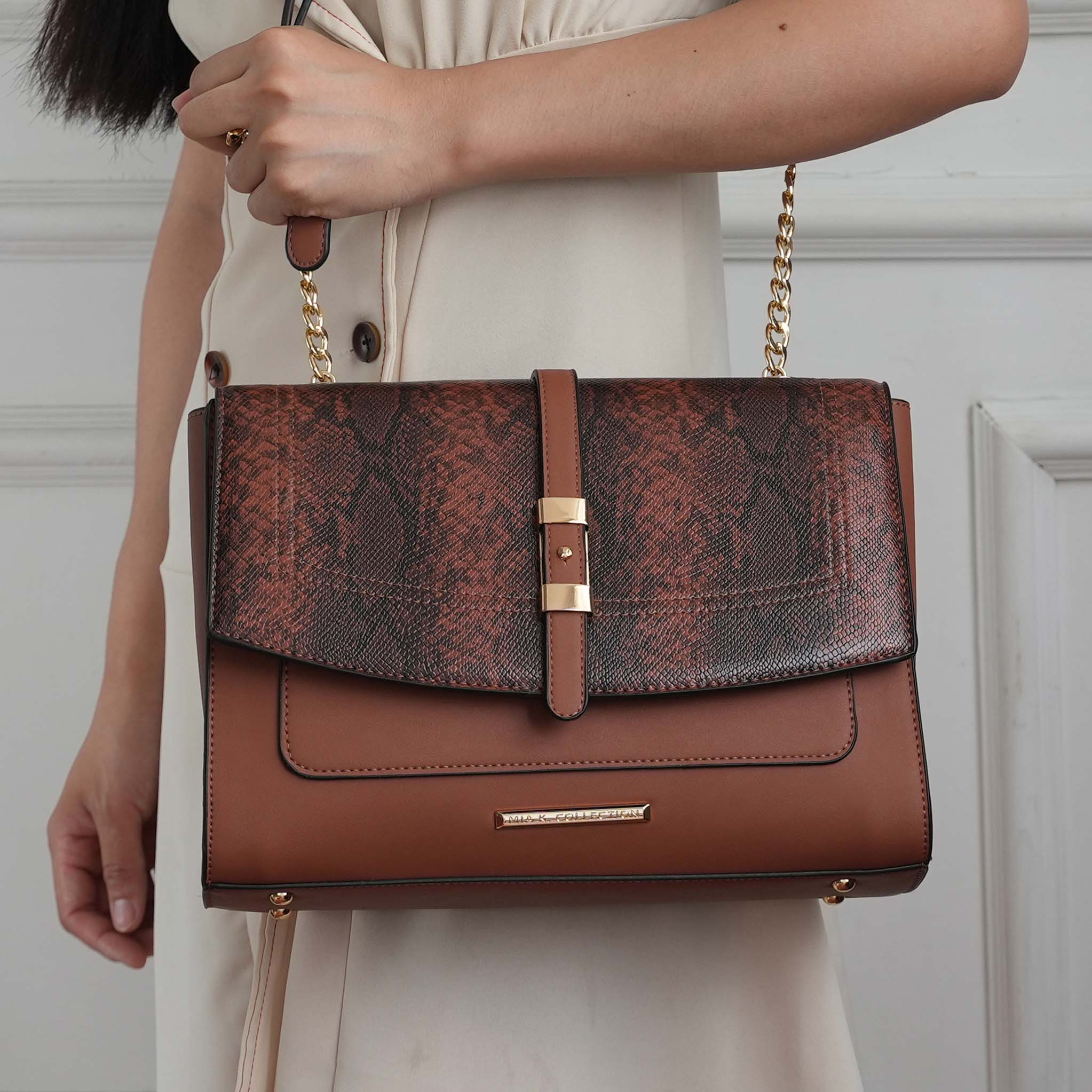 Melody Oversize Crossbody