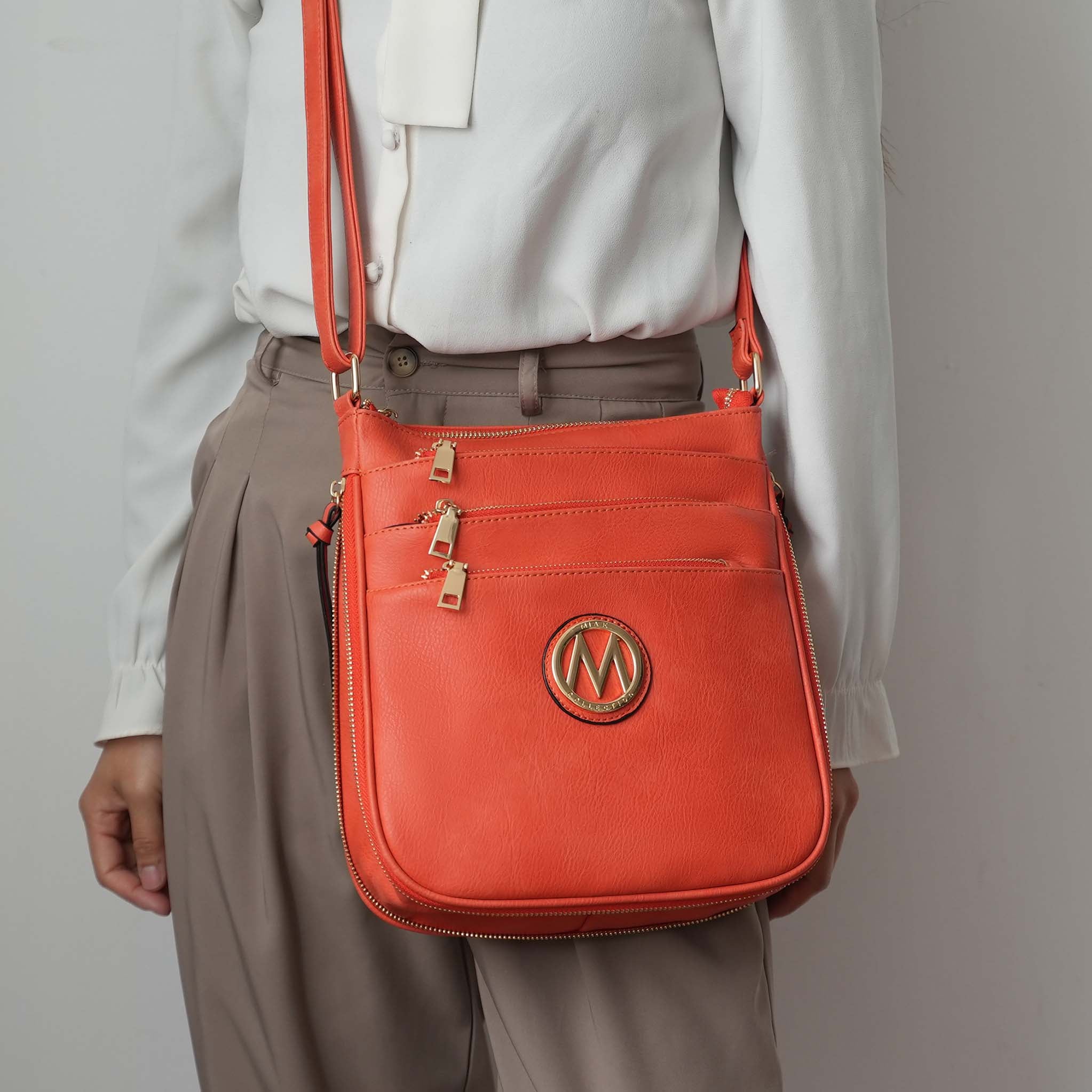 Salome Expandable Crossbody Bag