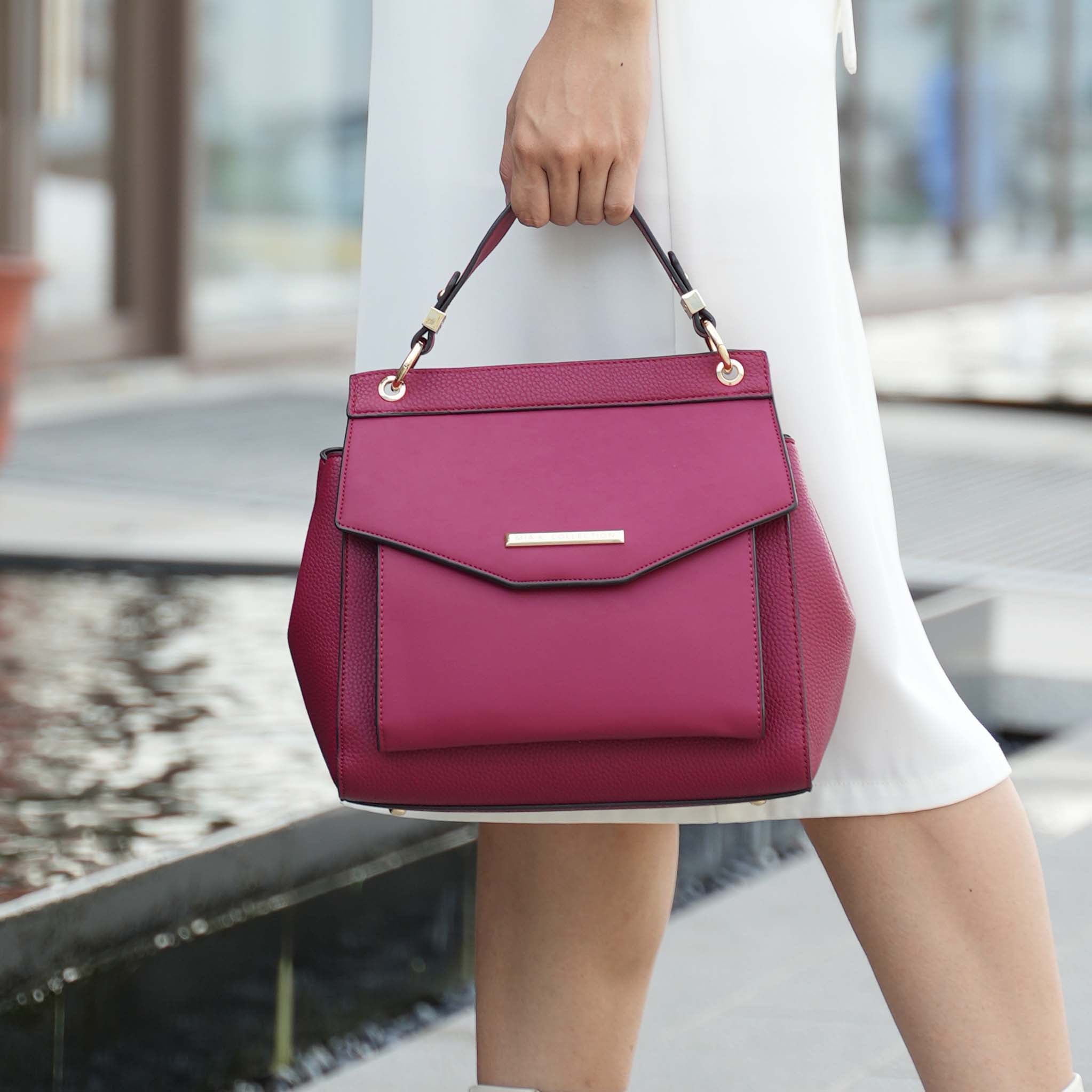 Vida Shoulder Bag