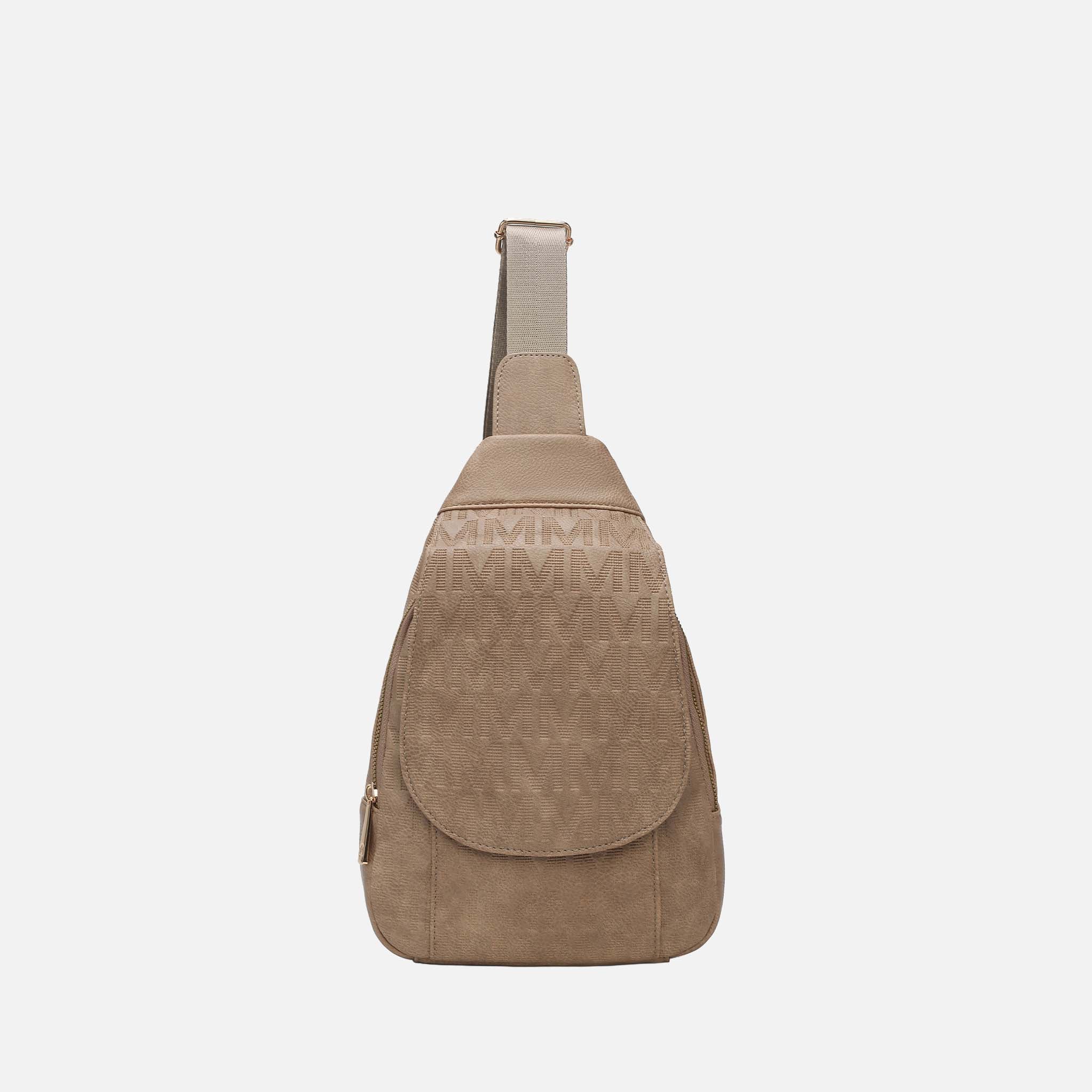 Cleisy Sling Bag