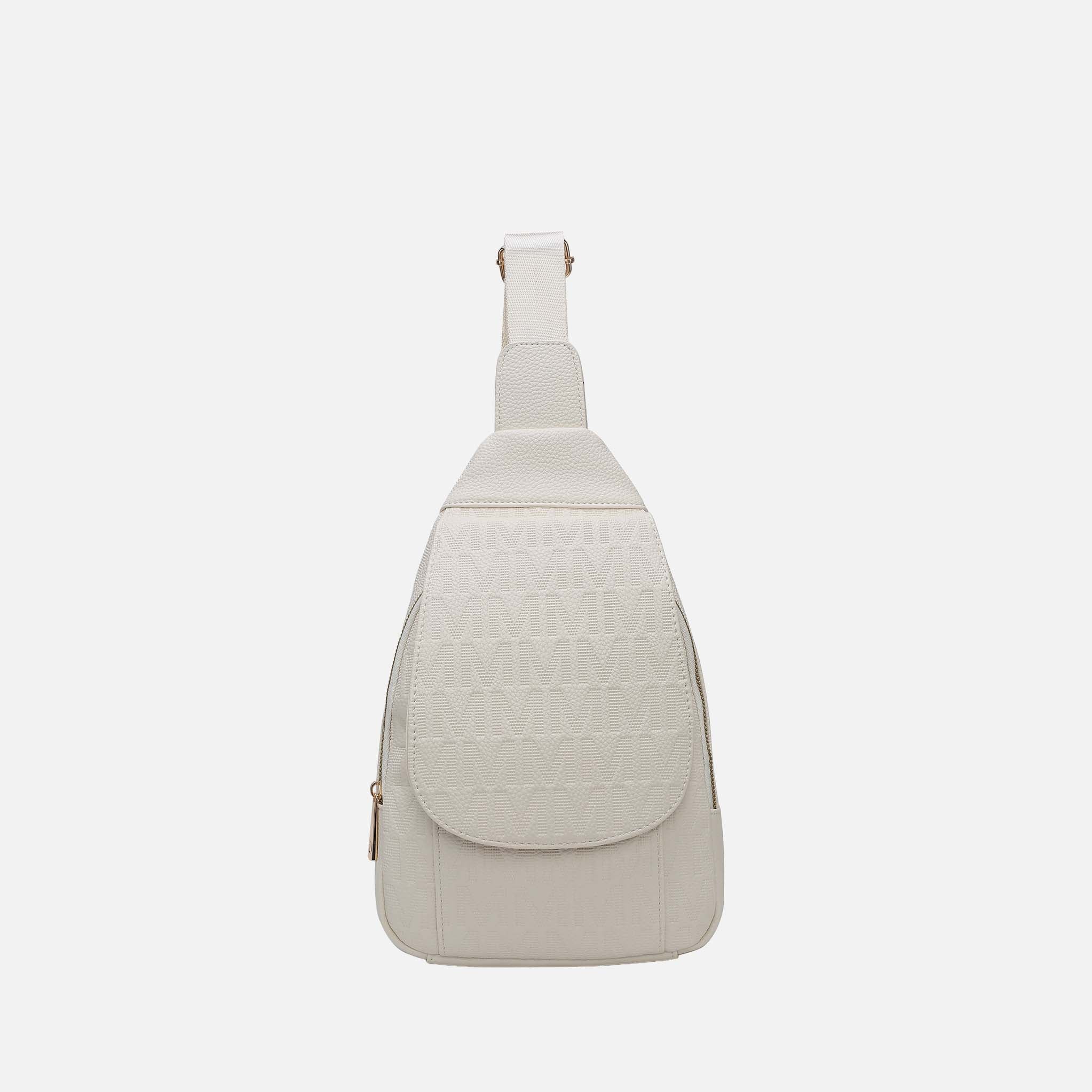 Cleisy Sling Bag