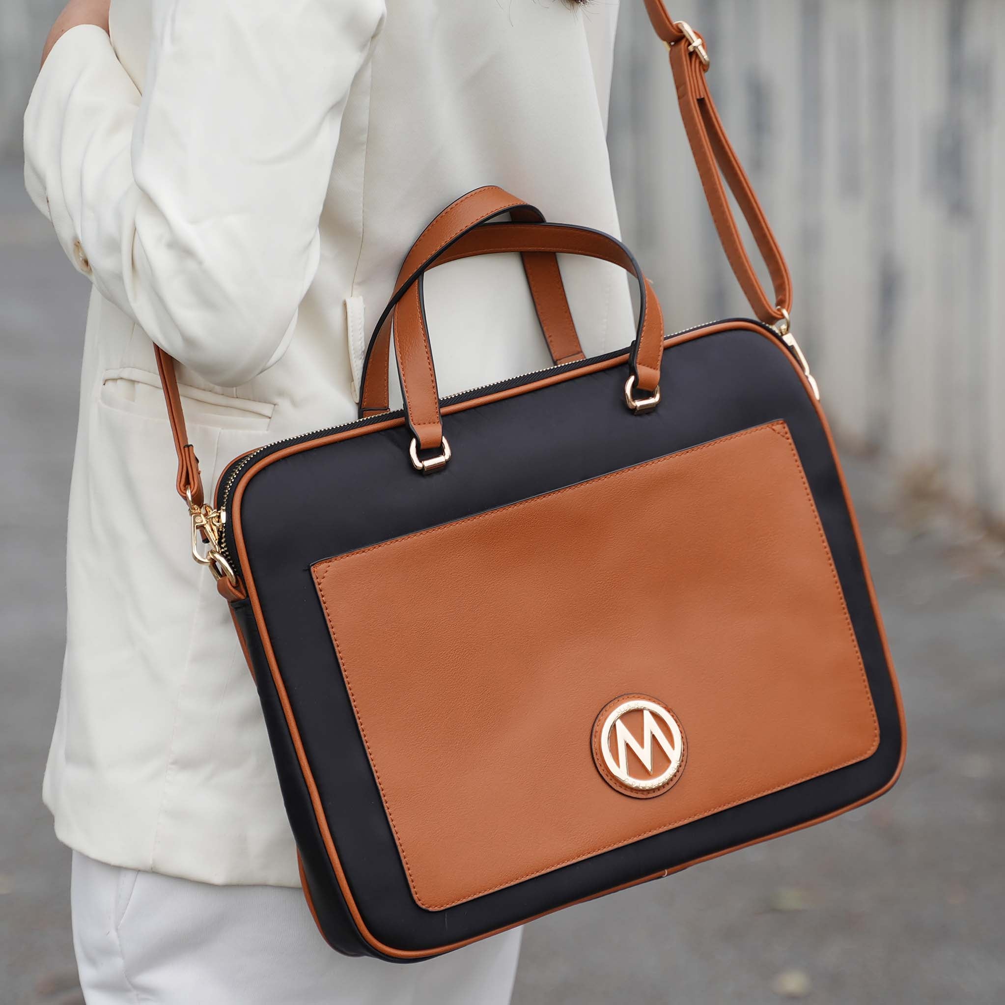 Nina Laptop Case