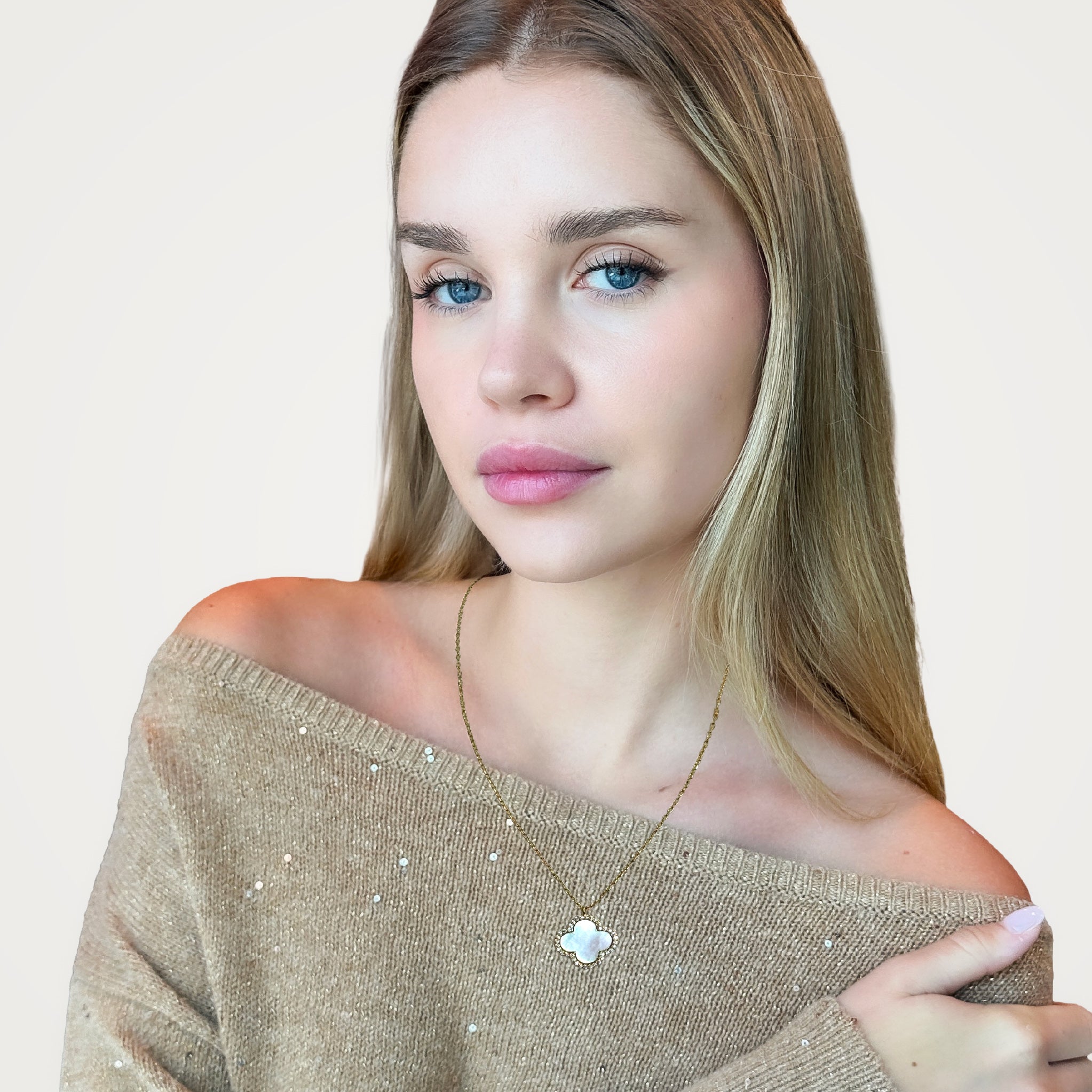 Blair Pendant
