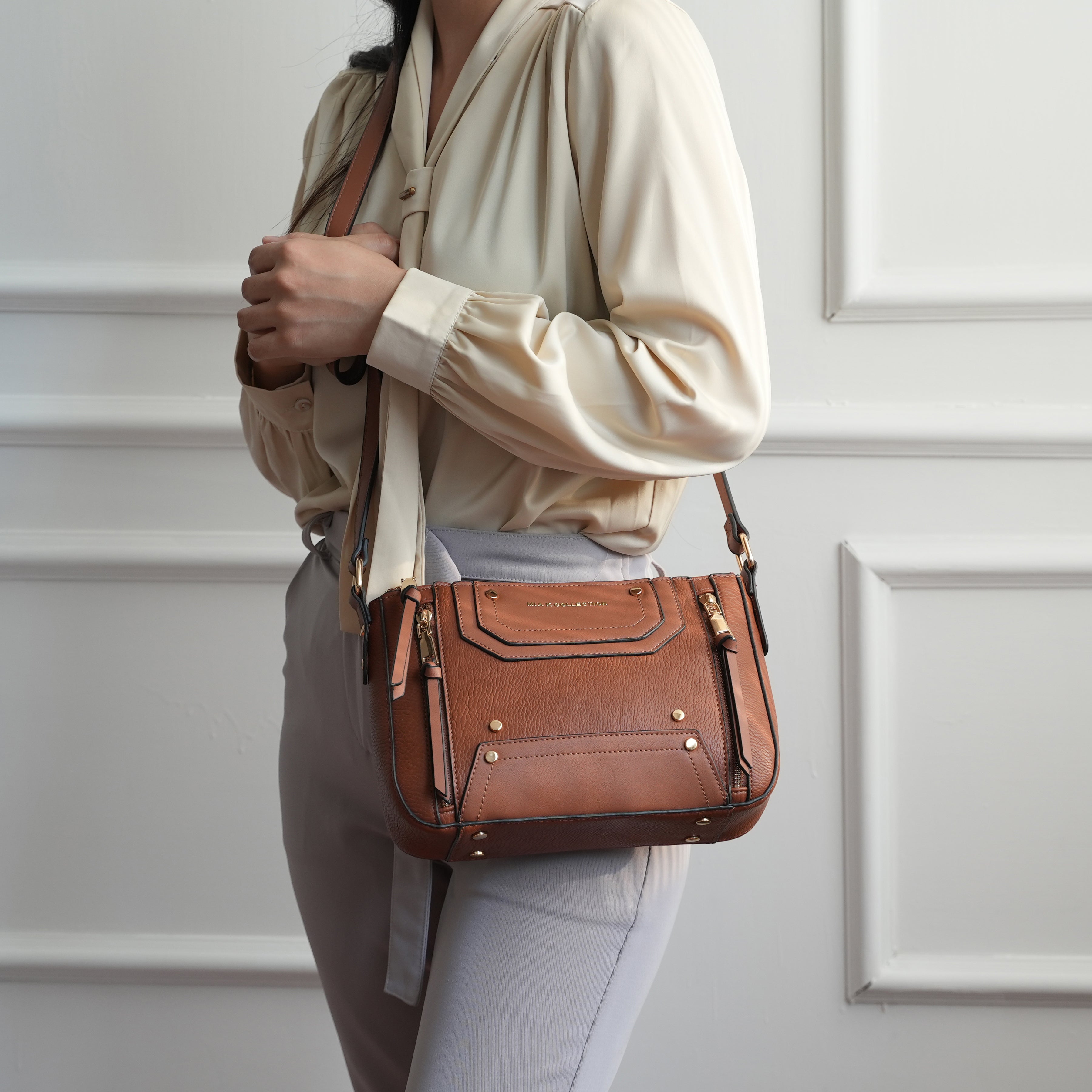 Noemi Shoulder Bag